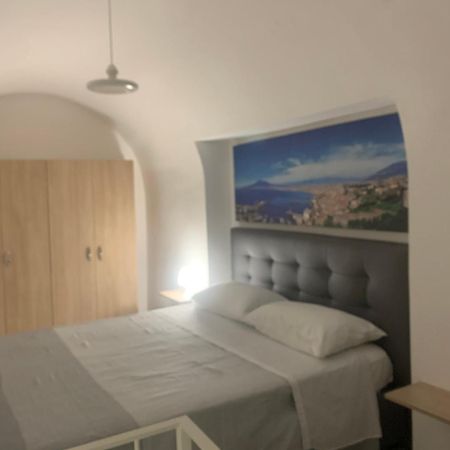 Viky House Chiaja 1 Lejlighed Napoli Eksteriør billede