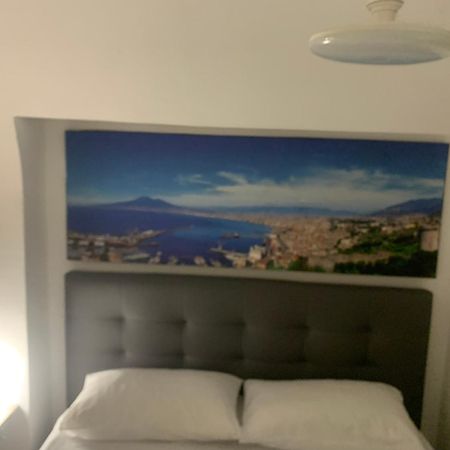 Viky House Chiaja 1 Lejlighed Napoli Eksteriør billede