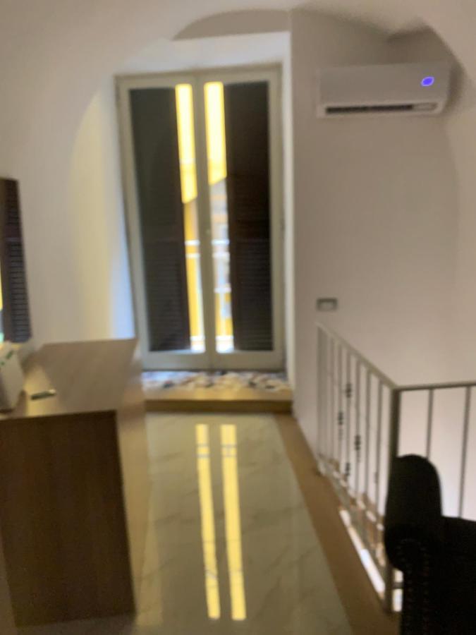 Viky House Chiaja 1 Lejlighed Napoli Eksteriør billede