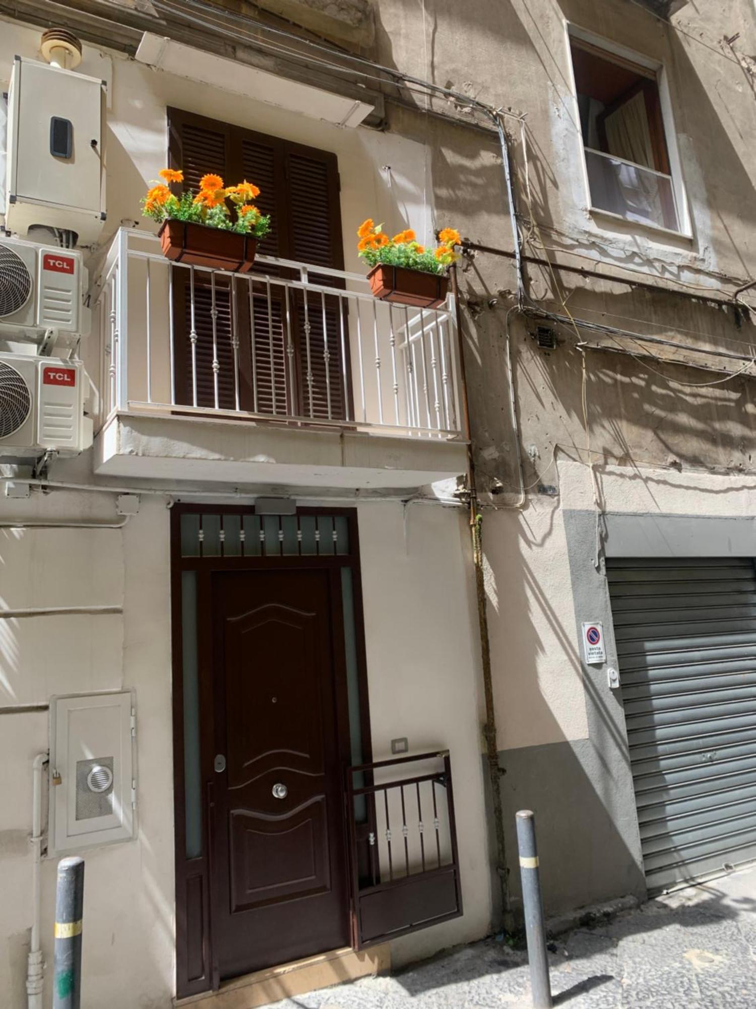 Viky House Chiaja 1 Lejlighed Napoli Eksteriør billede